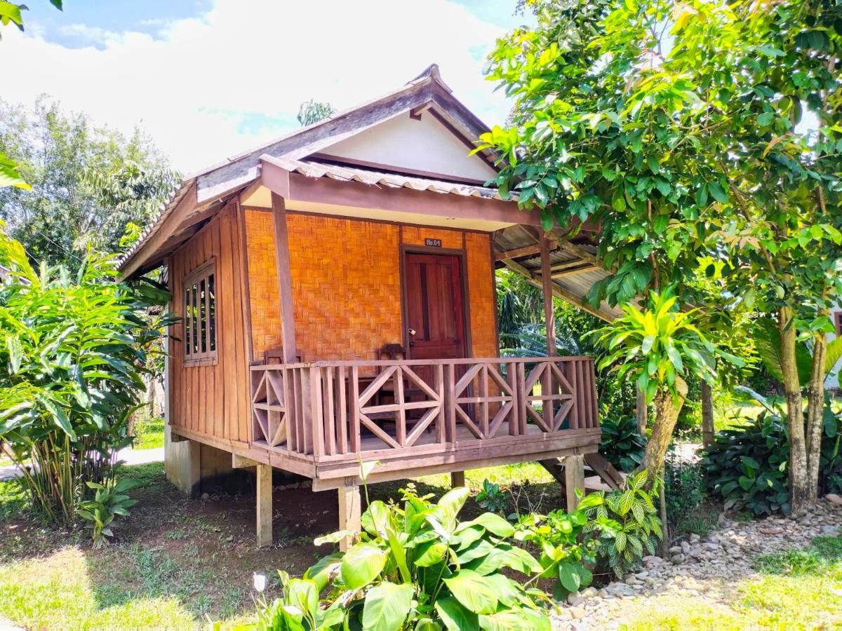 Pasanchai Bungalow Vang Vieng Ngoại thất bức ảnh