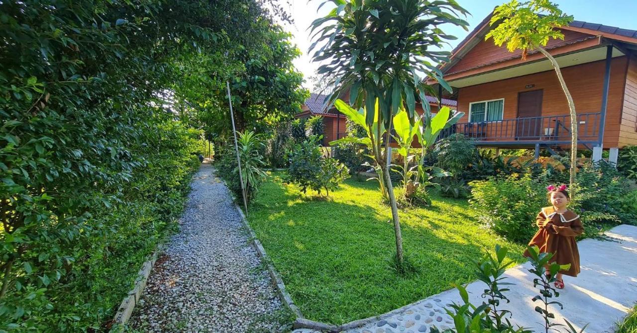Pasanchai Bungalow Vang Vieng Ngoại thất bức ảnh