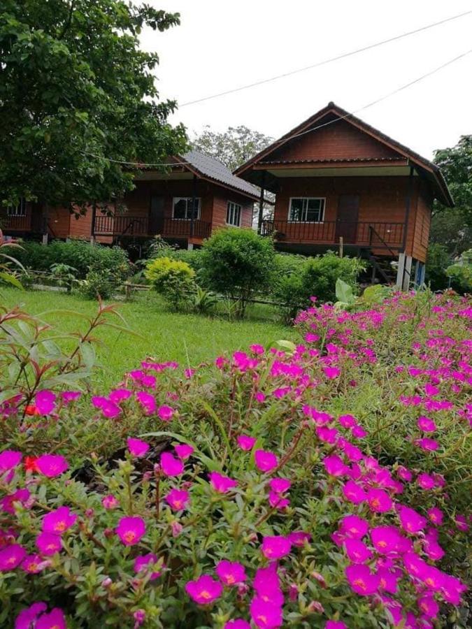Pasanchai Bungalow Vang Vieng Ngoại thất bức ảnh