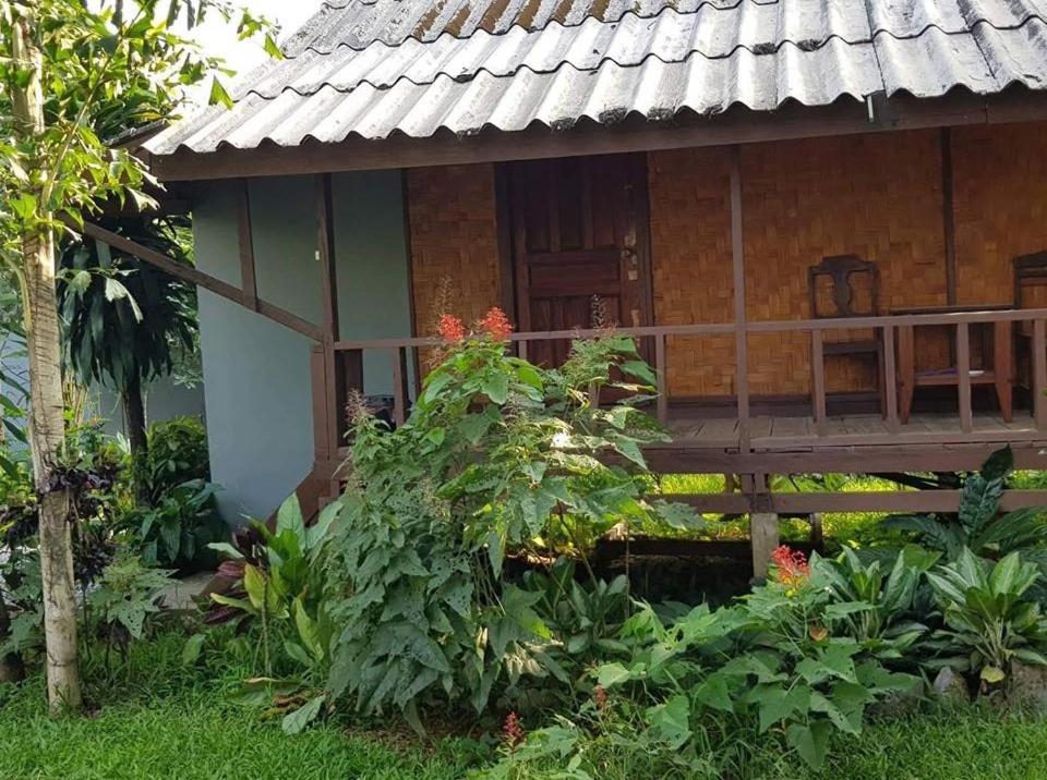 Pasanchai Bungalow Vang Vieng Ngoại thất bức ảnh