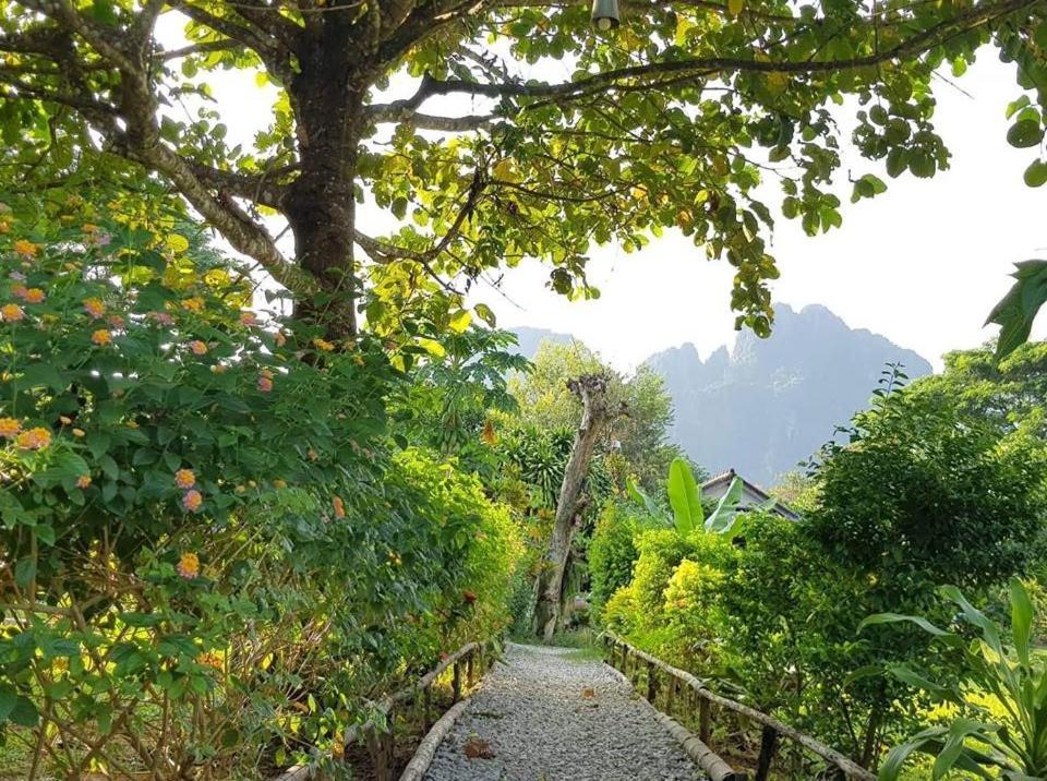 Pasanchai Bungalow Vang Vieng Ngoại thất bức ảnh