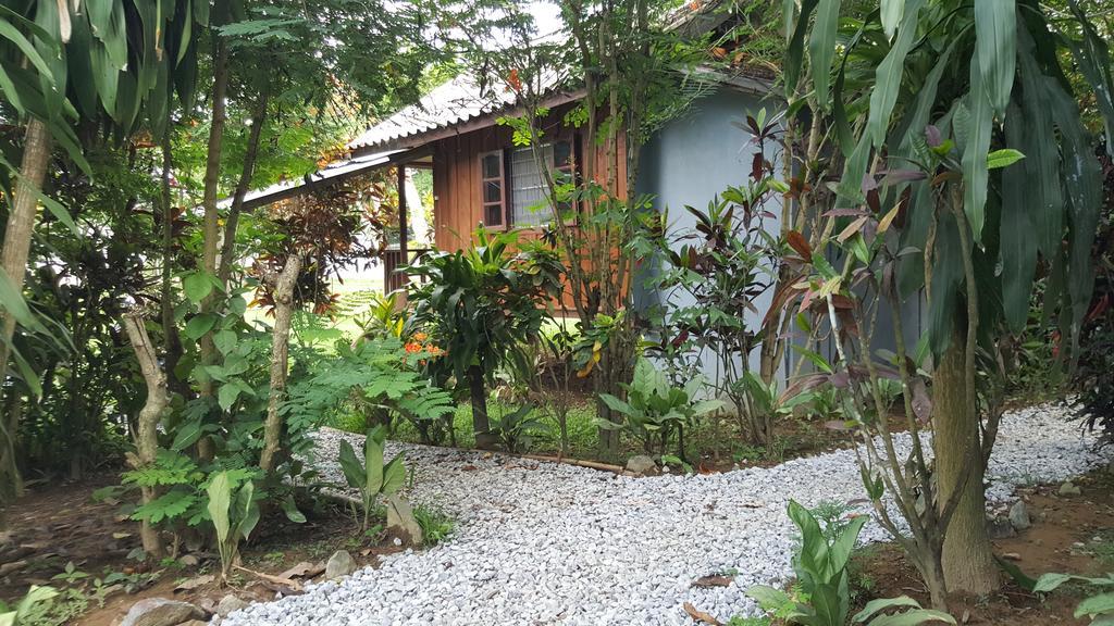 Pasanchai Bungalow Vang Vieng Ngoại thất bức ảnh