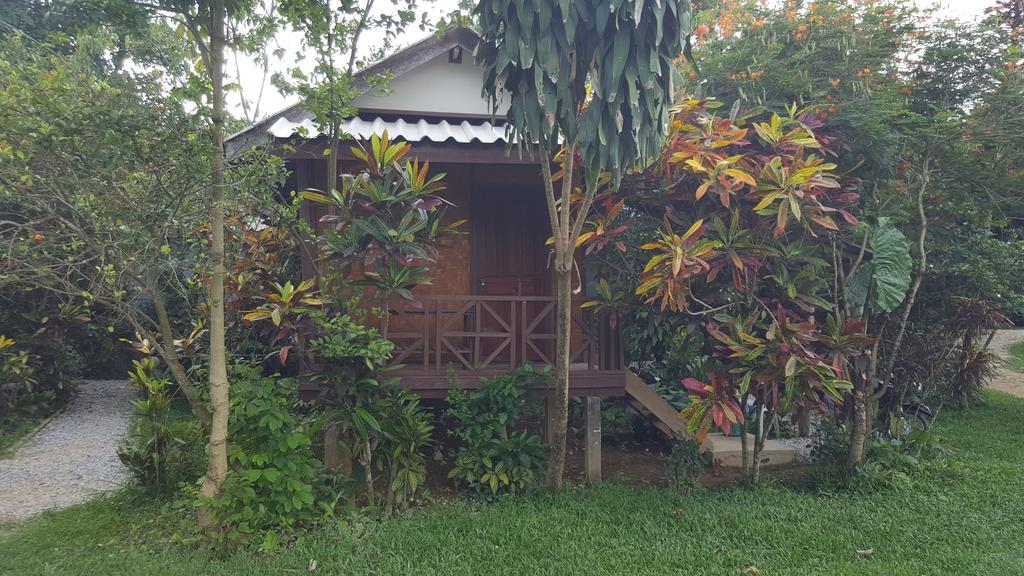 Pasanchai Bungalow Vang Vieng Ngoại thất bức ảnh